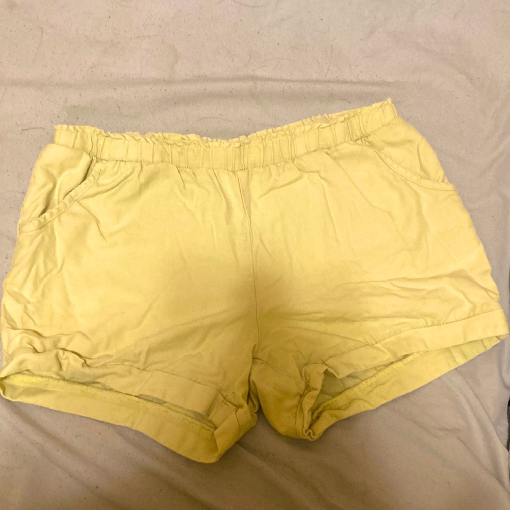 Light yellow shorts, pastel, faux jean, xl kids, 14-16